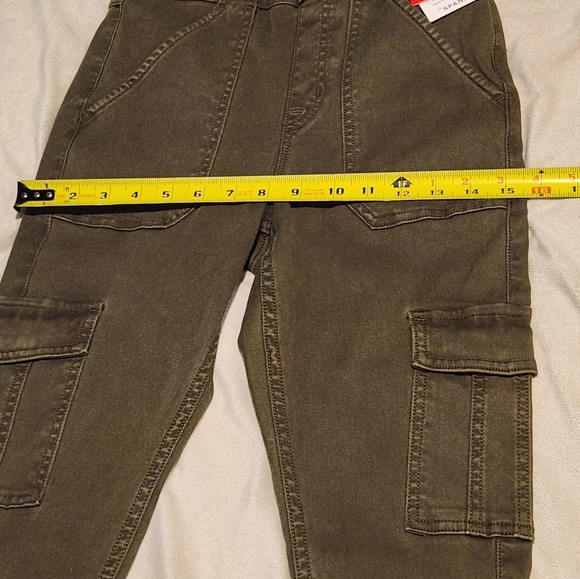 SPANX Women's Stretch Twill Ankle Cargo Pants Olive Green NWT - Sz S - Picture 4 of 7